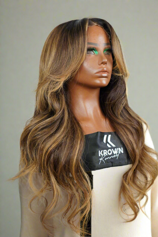 AVA 24" (Preorder)